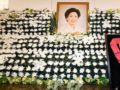 김영삼 전 대통령 부인 손명순 여사 별세